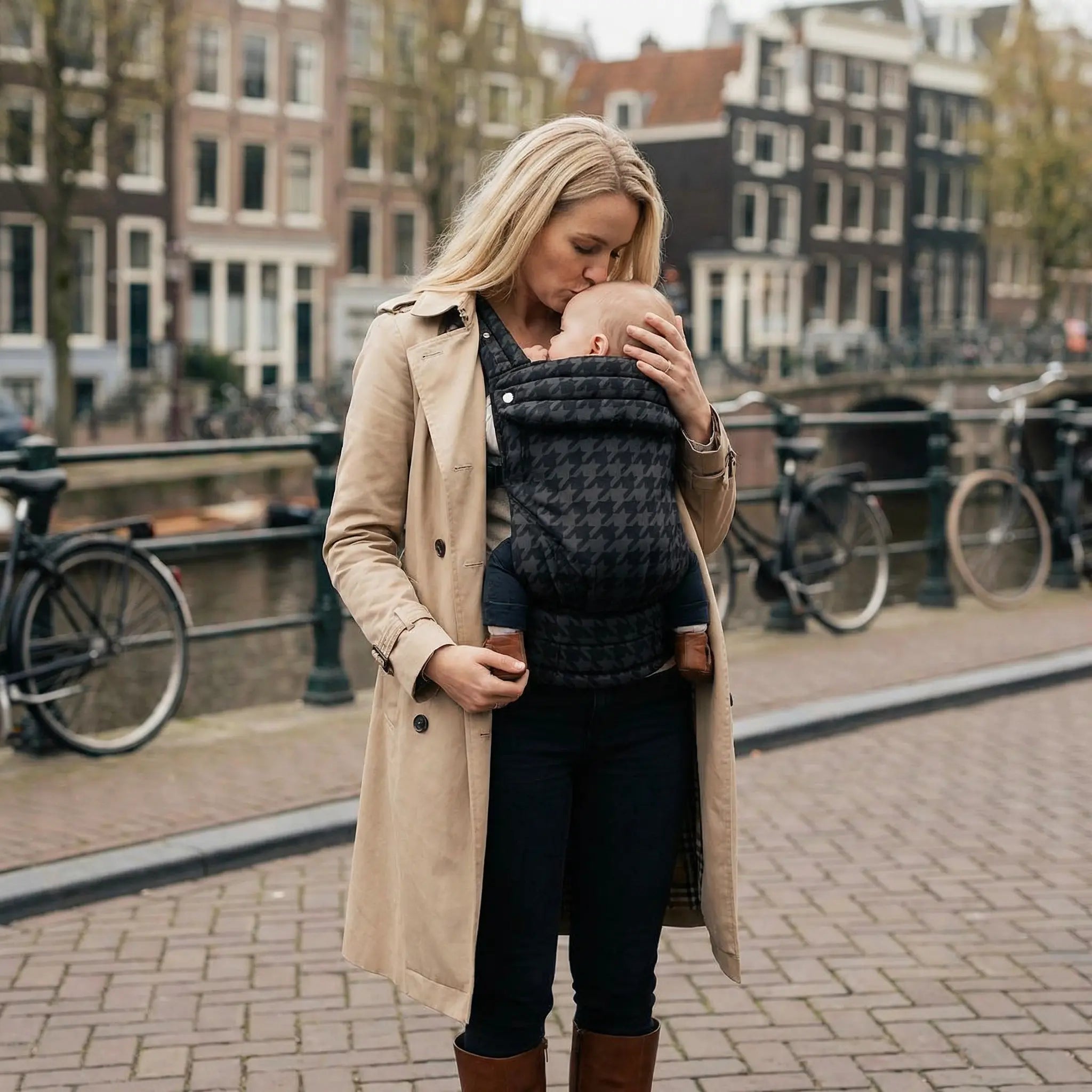 Amari - Ergonomische Baby Draagzak - Pied de Poule Patroon