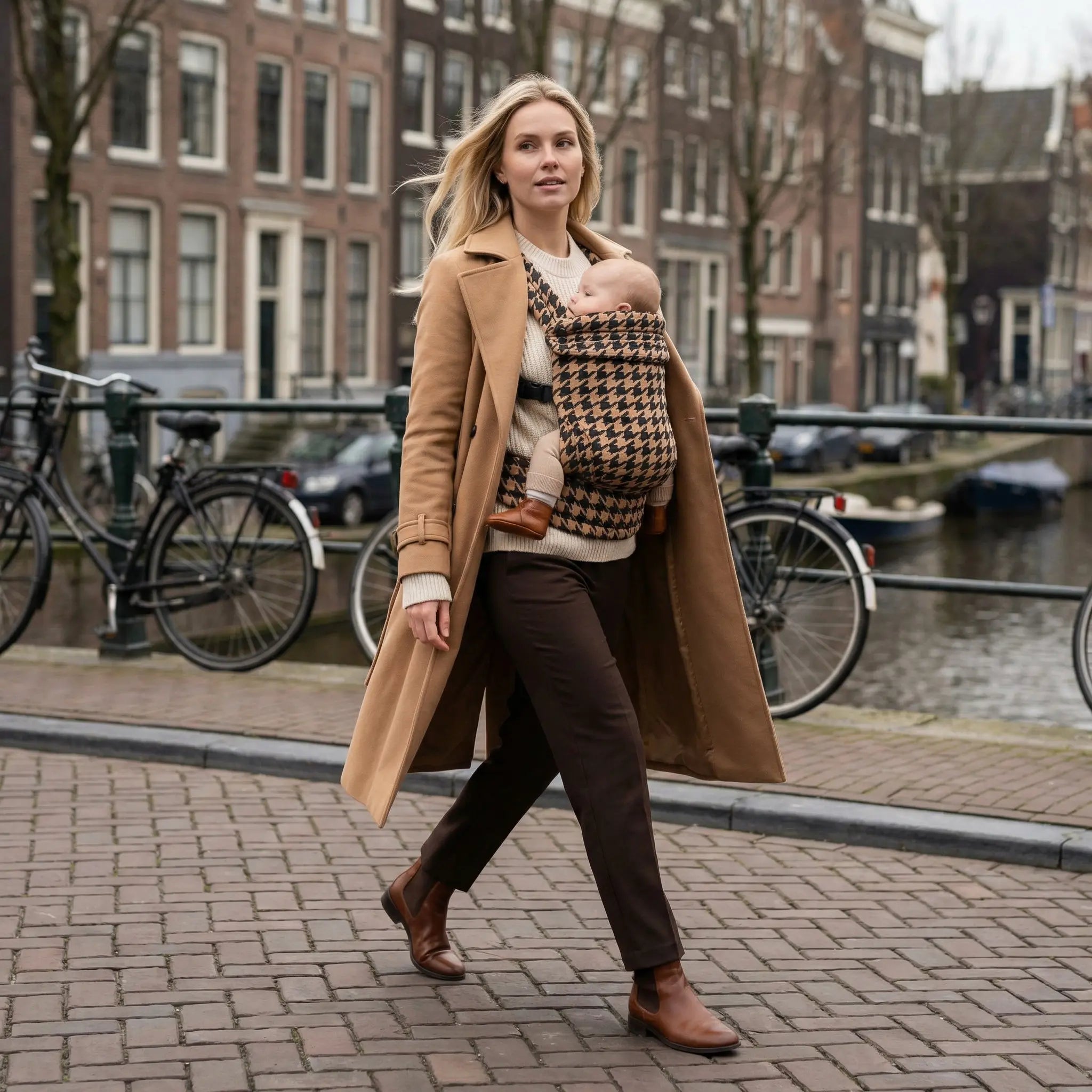 Amari - Ergonomische Baby Draagzak - Pied de Poule Patroon